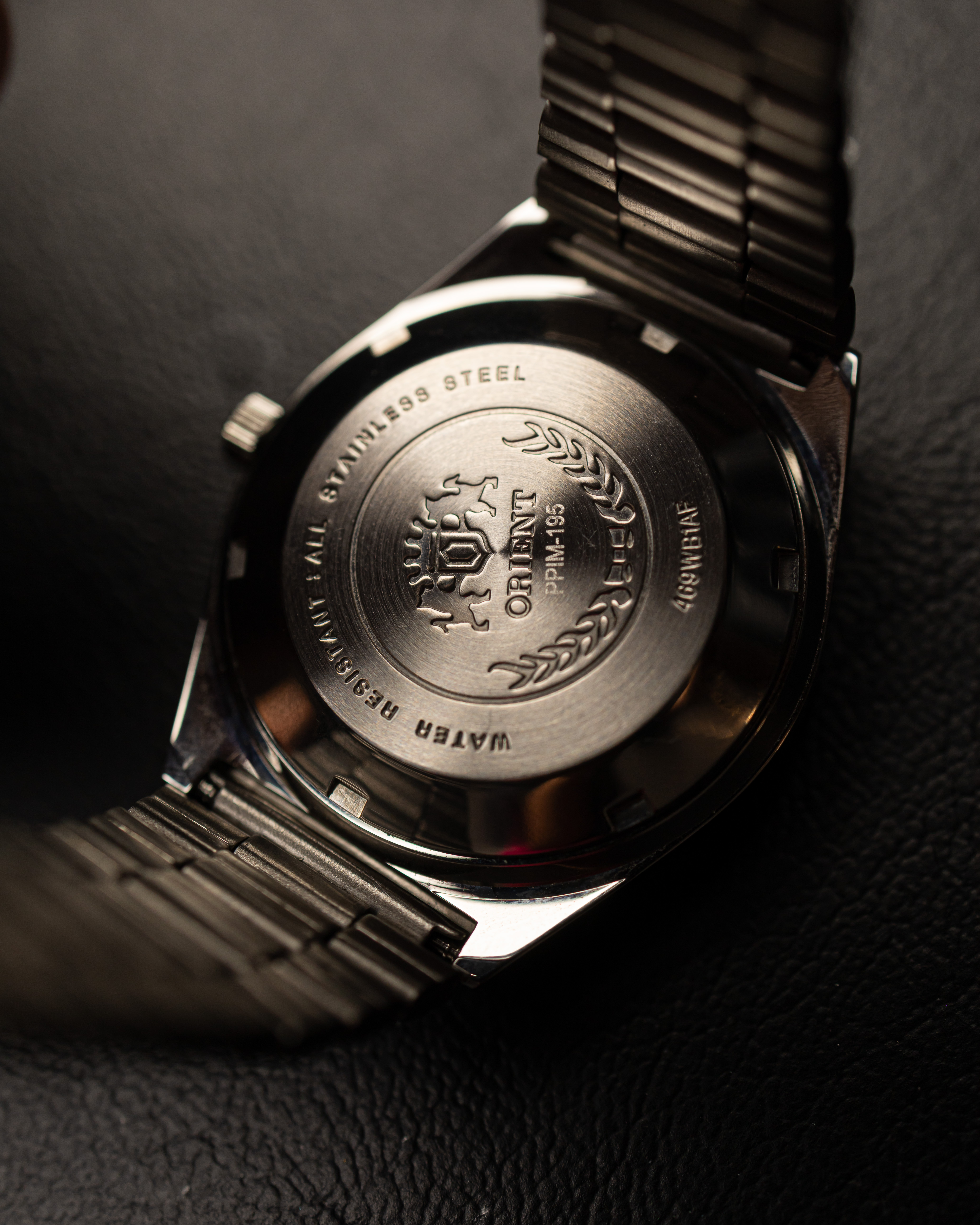 Orient Automático Três Estrelas - Fundo