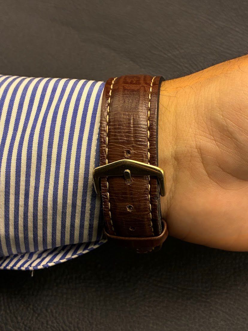 Enicar Dourado - Fundo